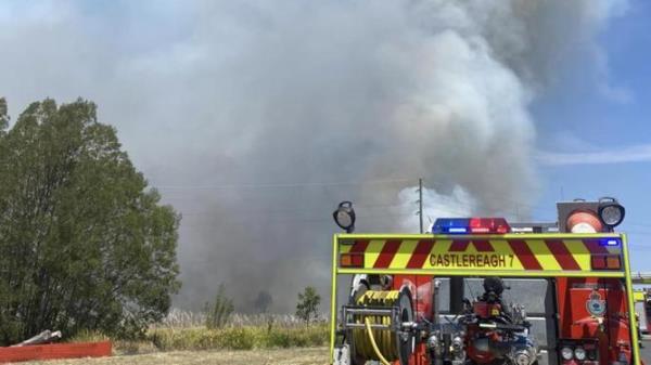 The fire is spreading in Penrith. Picture: Facebook